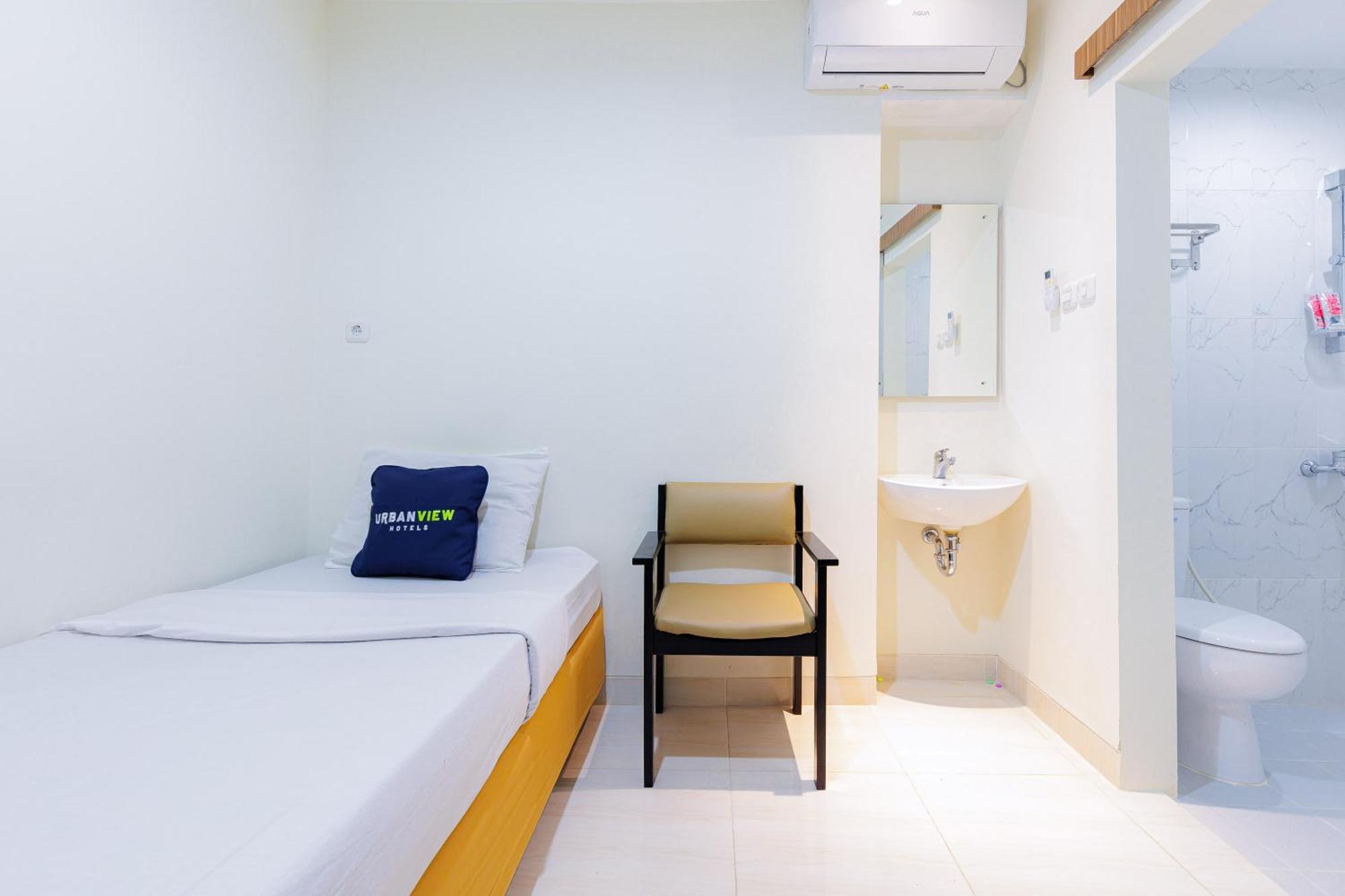 Hotel Urbanview Mitra Near Grand Indonesia