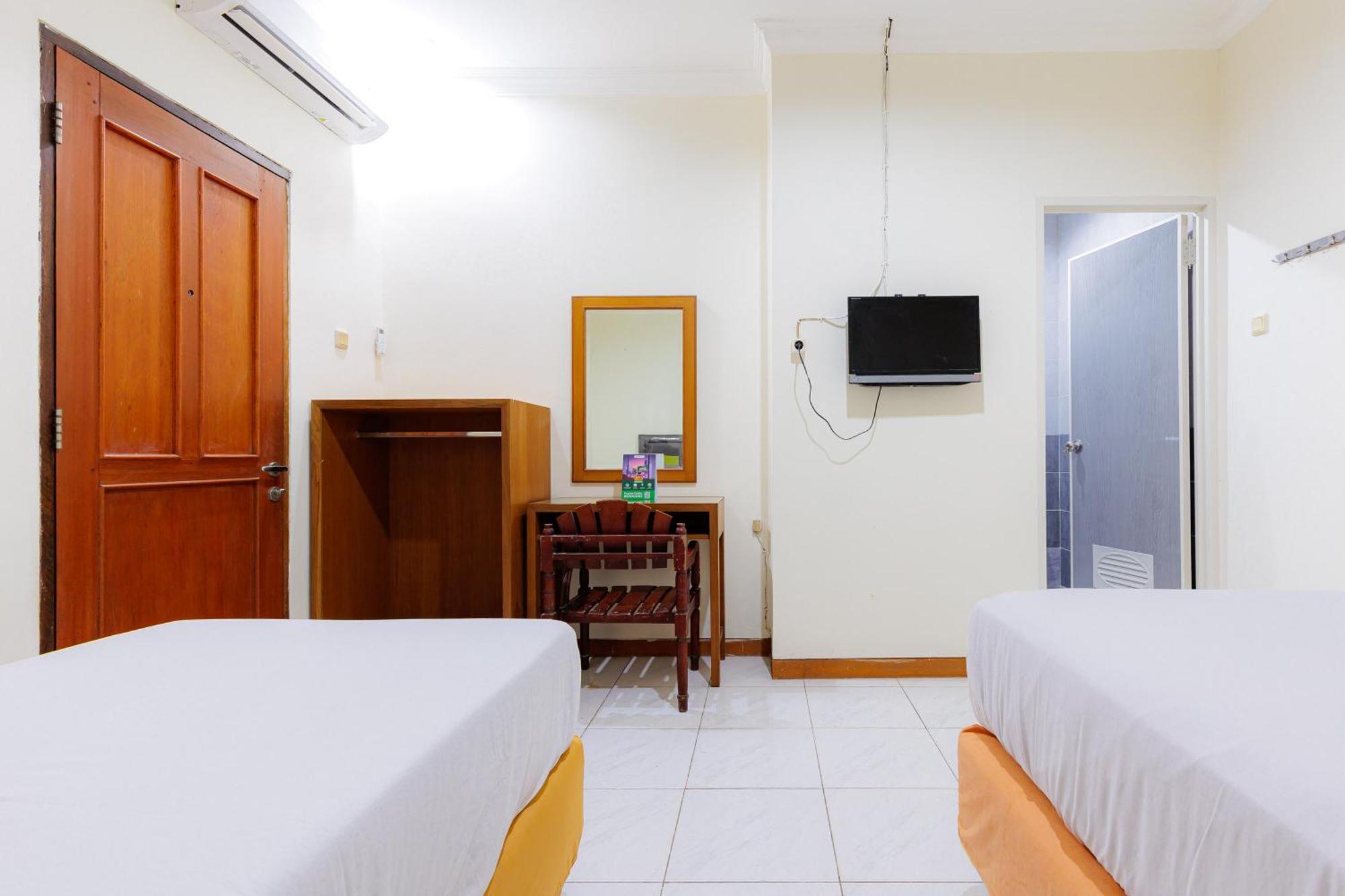 Urbanview Mitra Near Grand Indonesia Hotel Jakarta