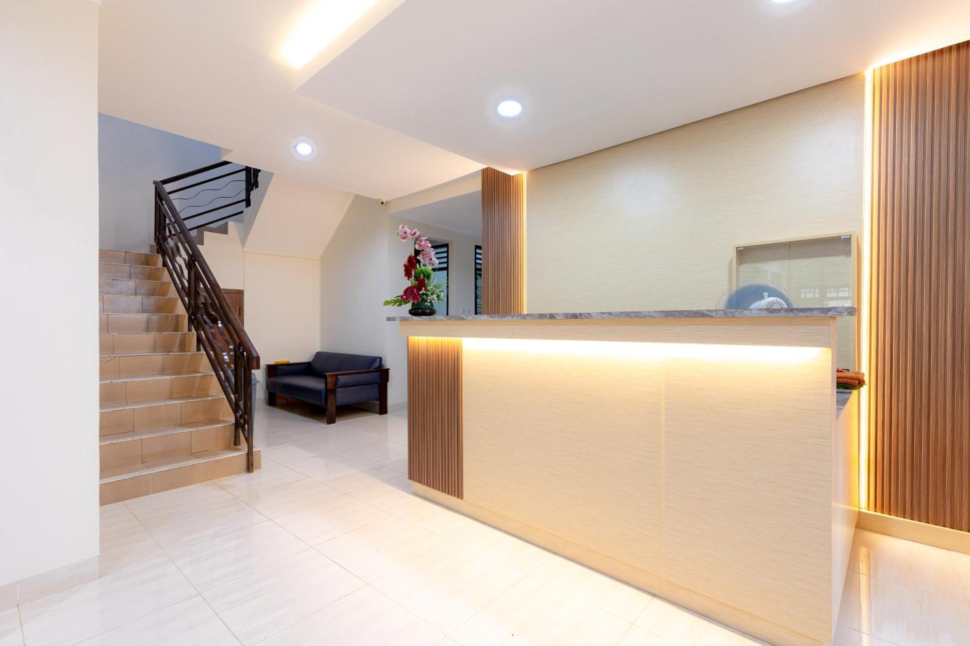 Hotel Urbanview Mitra Near Grand Indonesia *