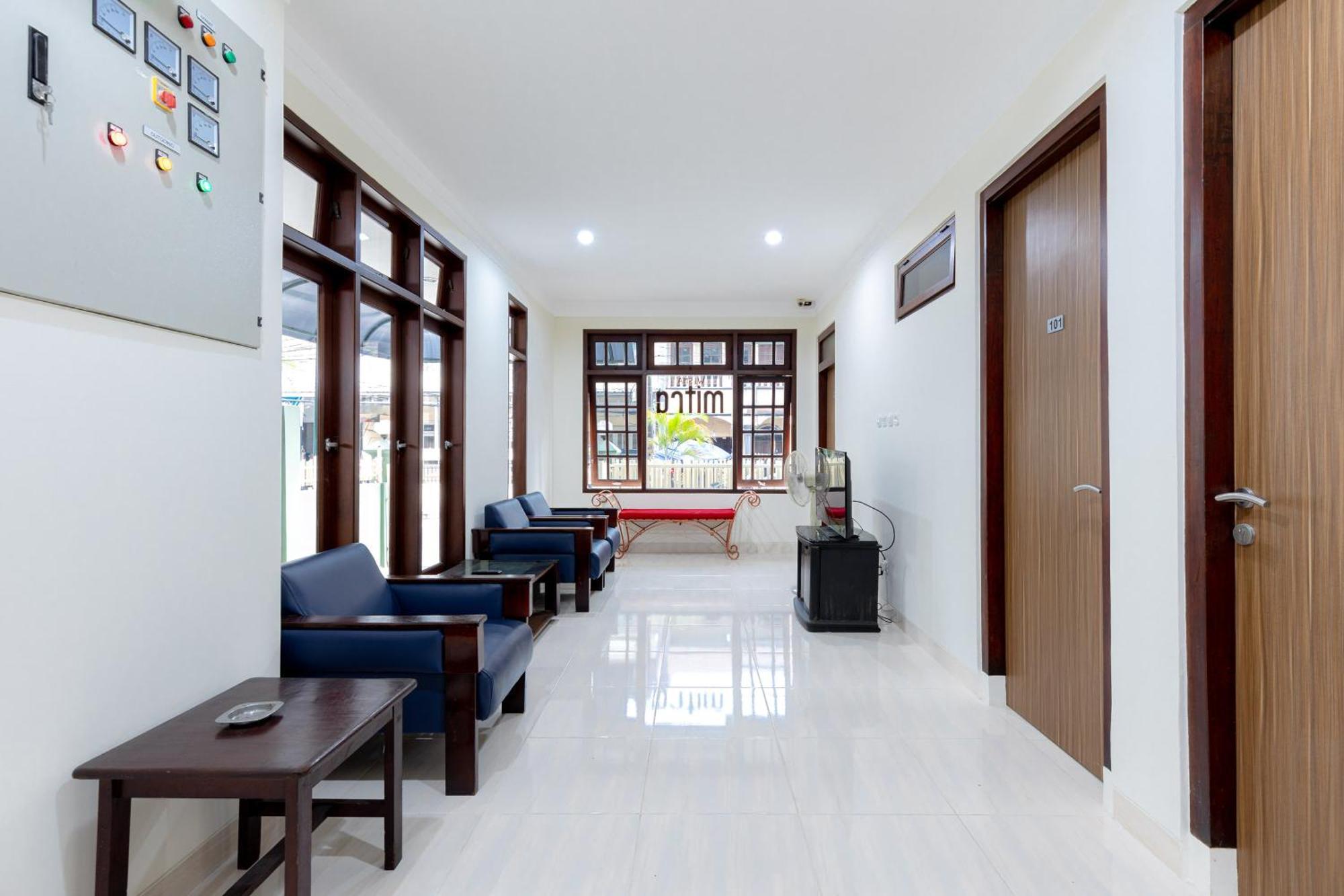 Urbanview Mitra Near Grand Indonesia * Jakarta